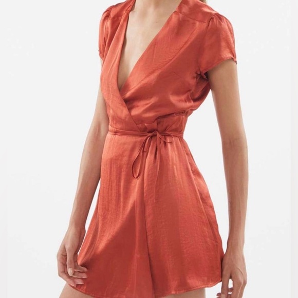 UO Satin Wrap Dress Short Sleeve Rust Size S - Picture 1 of 8